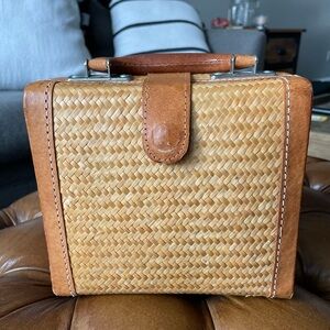 Bamboo vintage hand bag